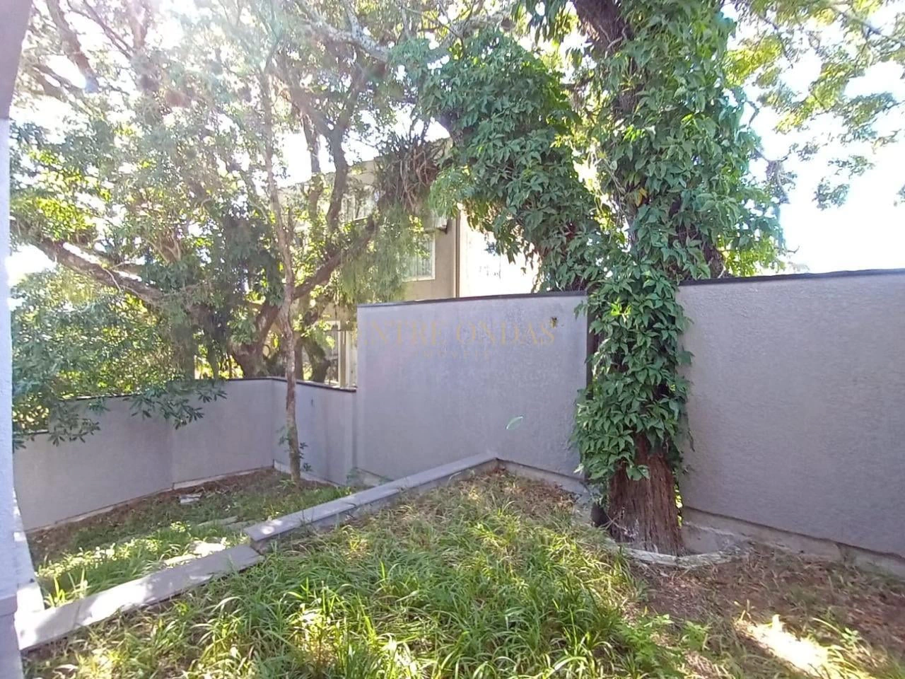 100 m² apartment with 2 bedrooms, balcony grill and garden — photo 2