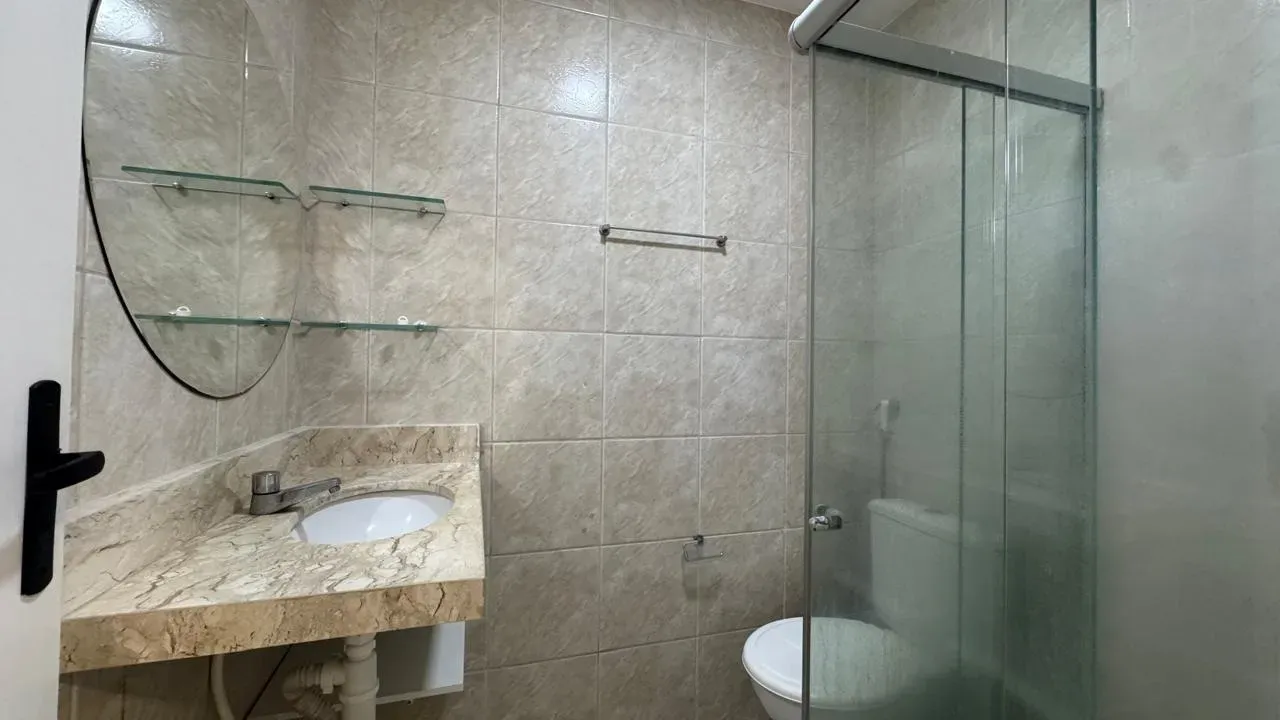 3-bedroom apartment with balcony and 2 parking spaces — photo 13