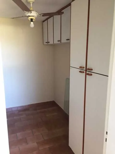 90 m² apartment with 2 bedrooms and a balcony — photo 23