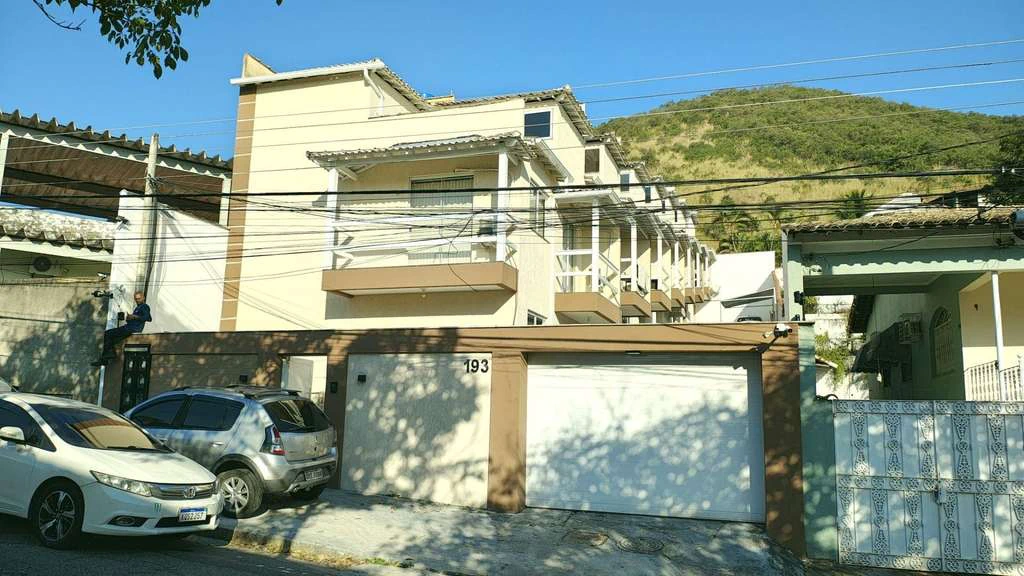 Semi-detached house with 3 bedrooms and 1 parking spot — photo 24