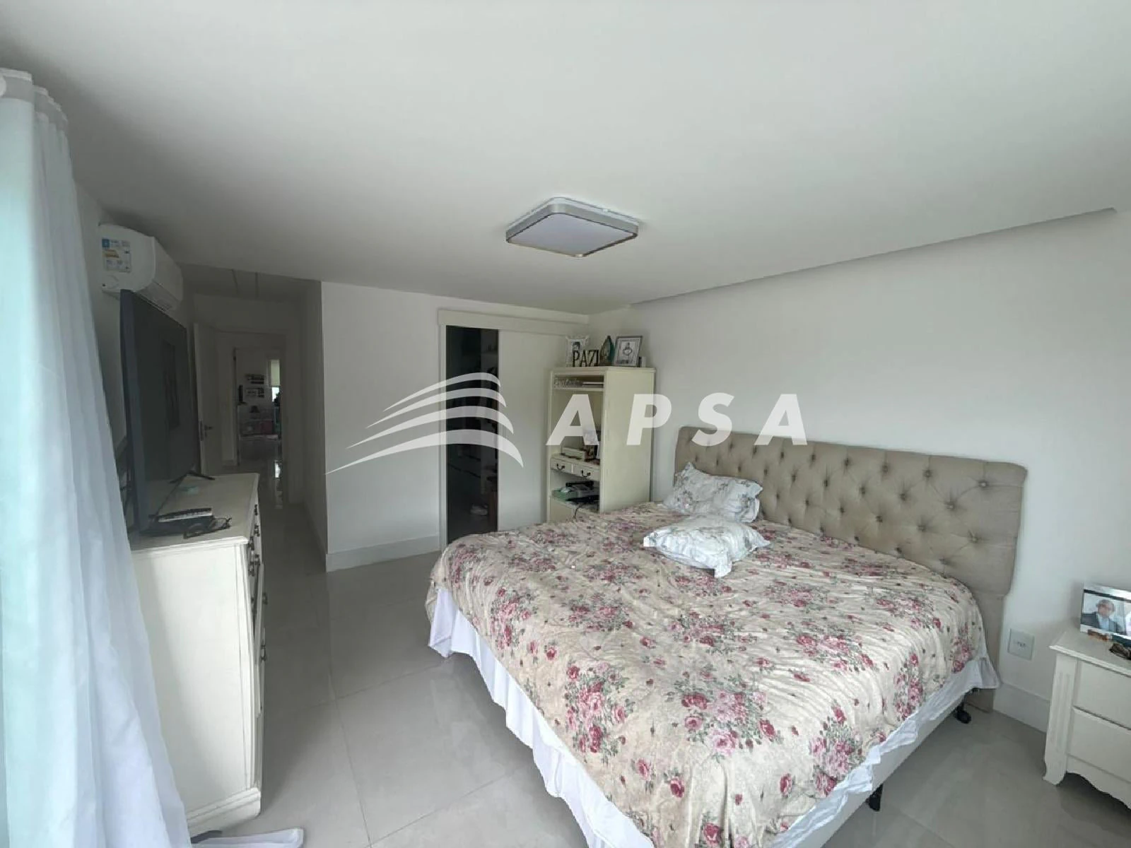 Furnished house, 340 m², with a walk-in closet — photo 13