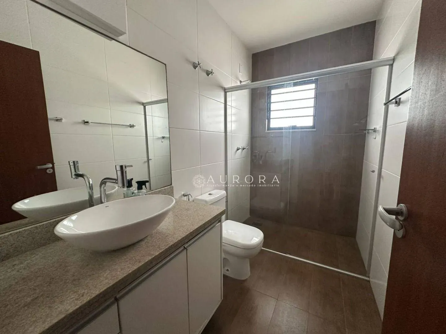 Casa de 225 m² con 3 dormitorios y cocina abierta — photo 25