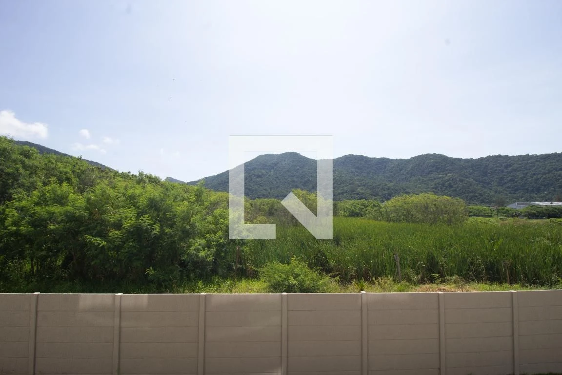 Apartamento de 2 quartos com vista para as montanhas — photo 18