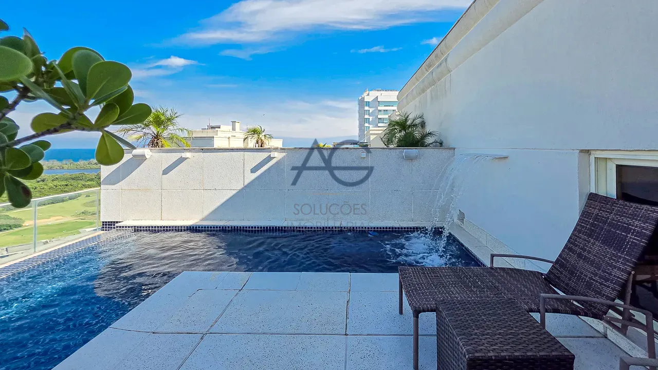 Duplex penthouse with 1 bedroom and open views — photo 3