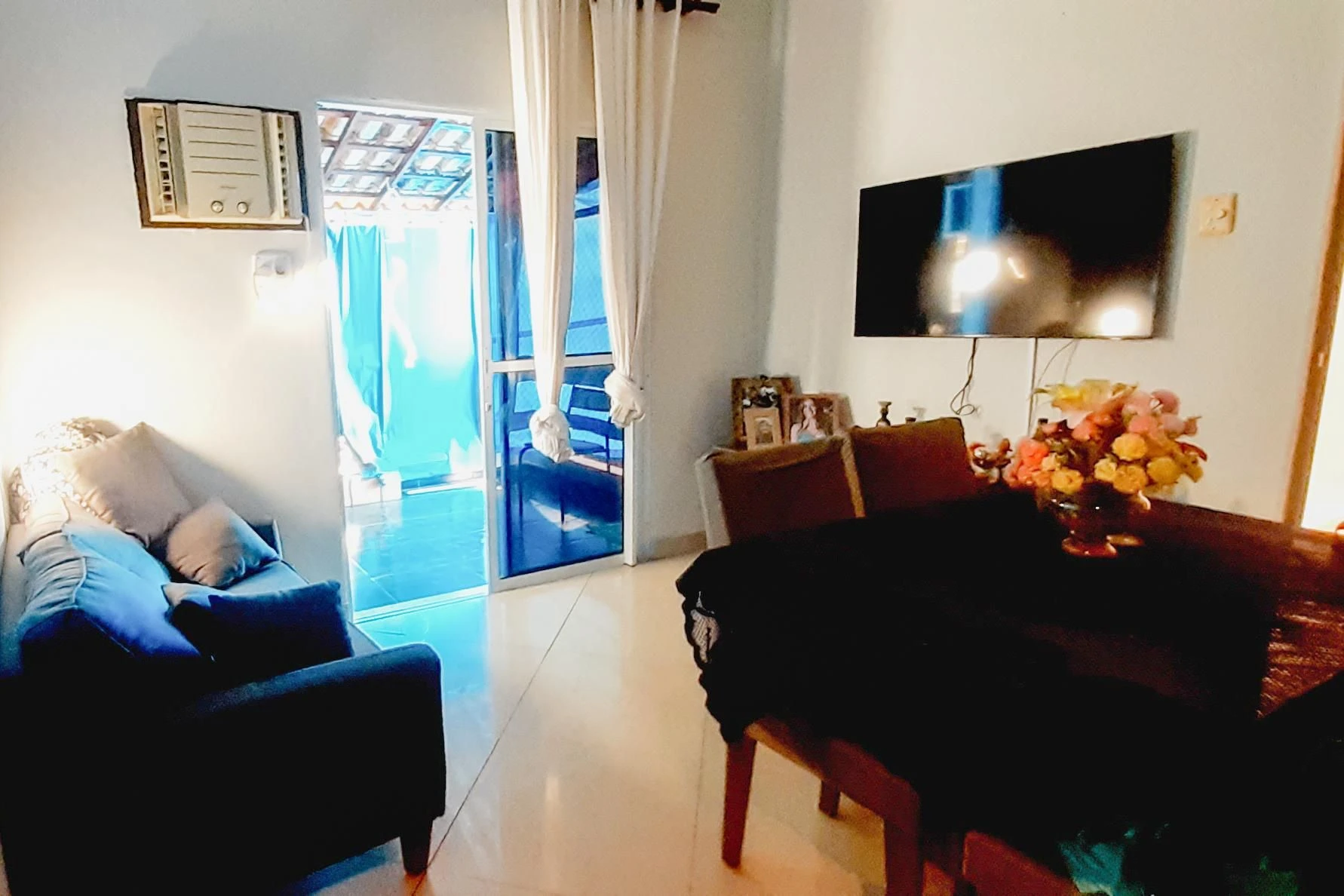 Furnished house with 2 bedrooms and enclosed balcony