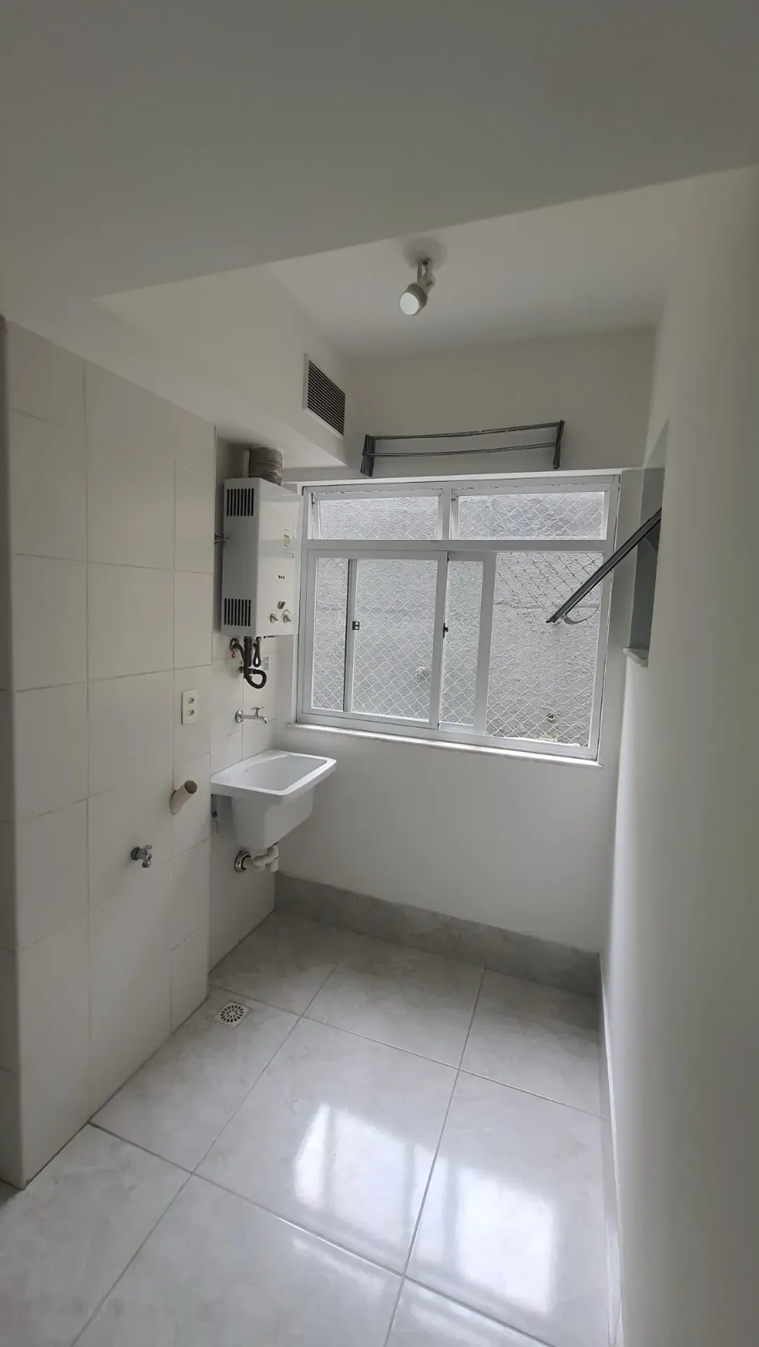 Apartment with 2 bedrooms and an ensuite — photo 6