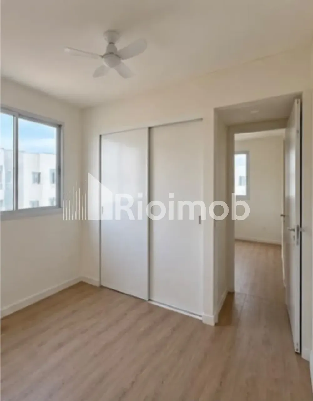 Деревянный пол или ламинат и 2 спальни: квартира 47 м² — photo 7