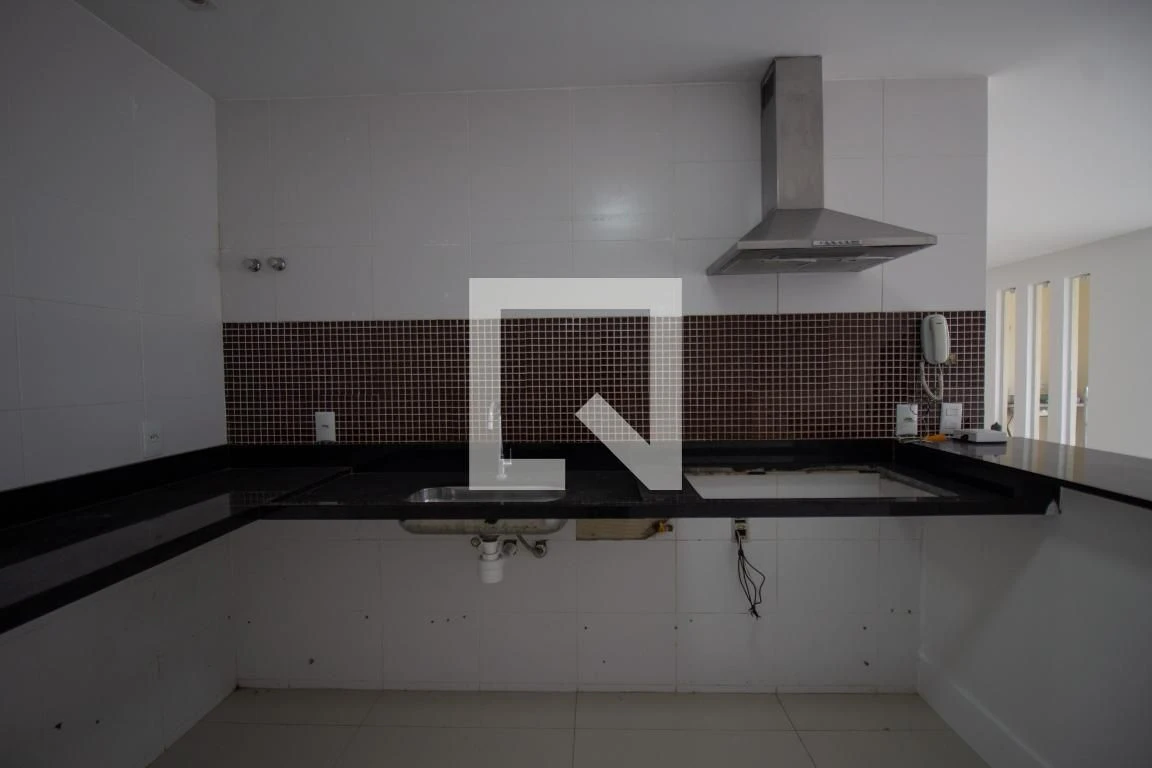 Casa com 4 quartos e cozinha aberta — photo 6
