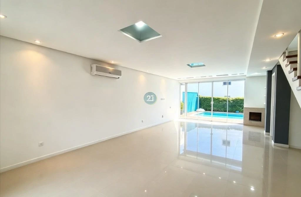 Casa de 4 dormitorios con bañera en Florianópolis — photo 7