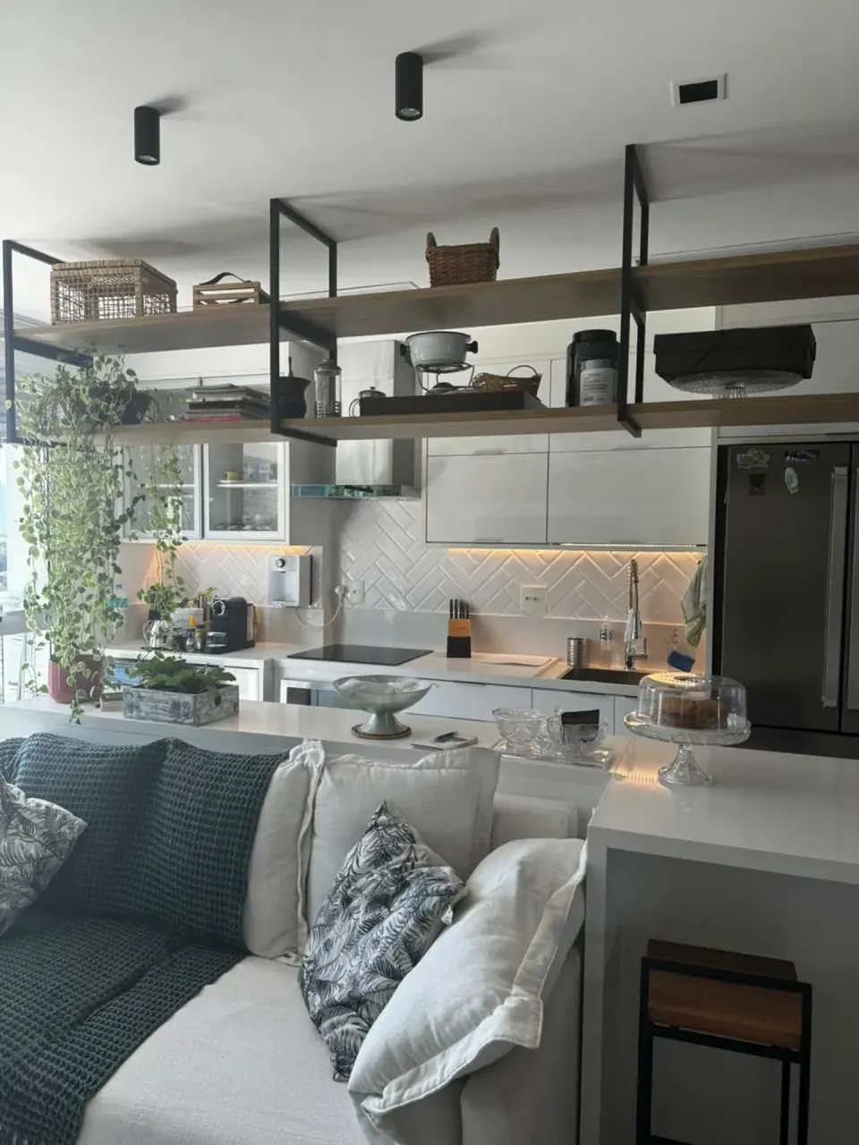 Furnished 80 m² apartment with 2 bedrooms and balcony — photo 10