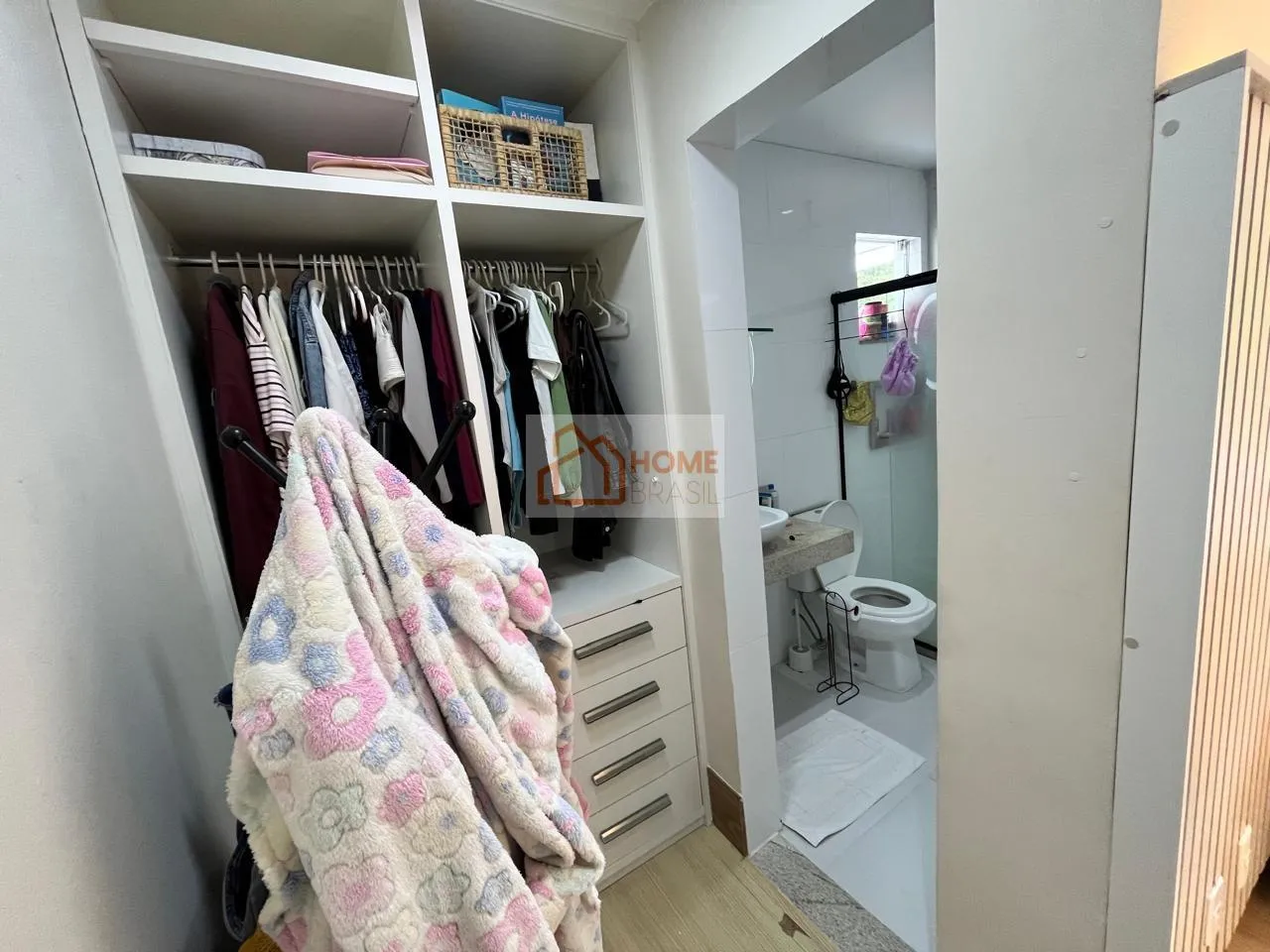 Apartamento mobiliado com 4 quartos e cozinha americana — photo 32