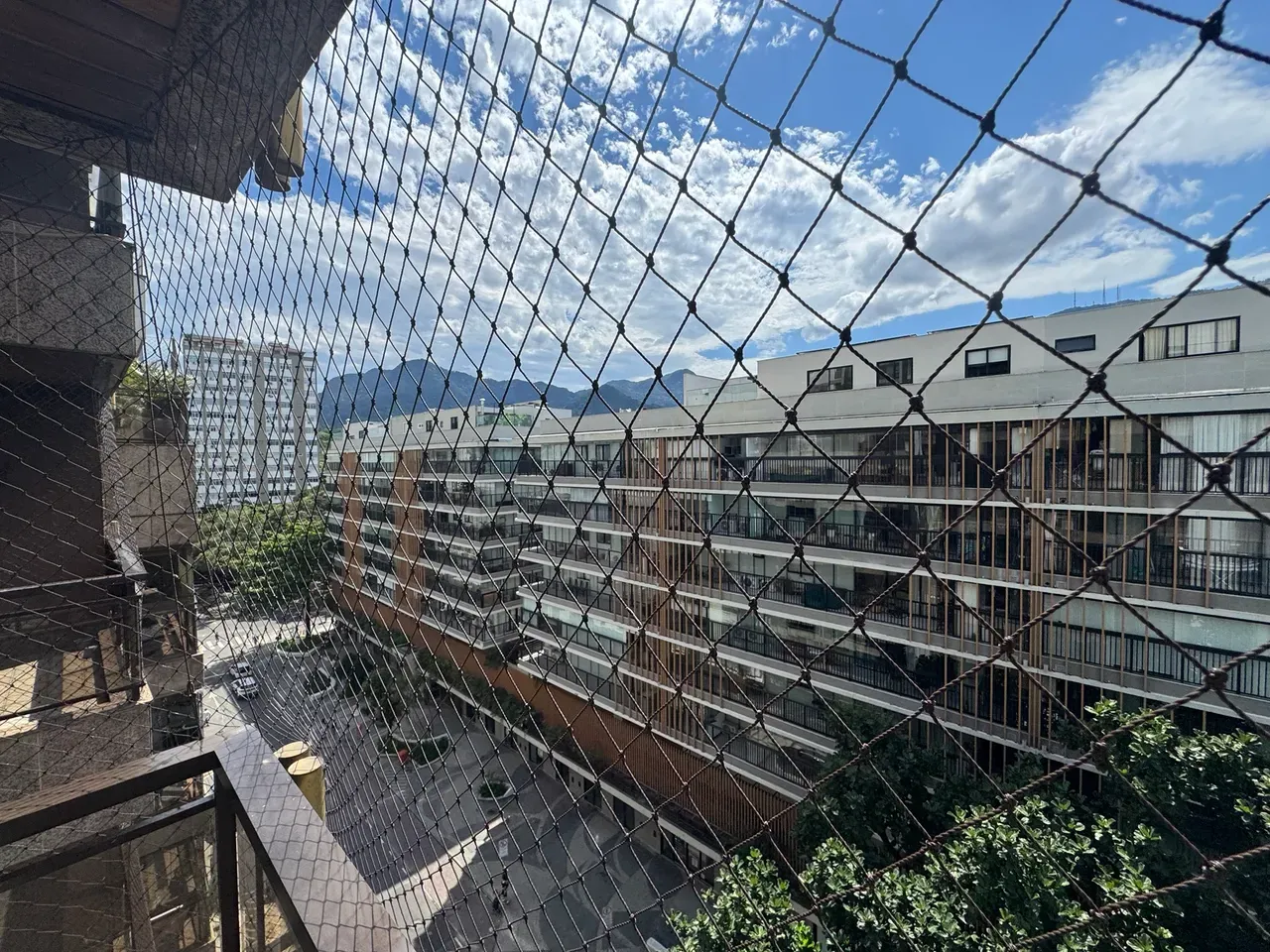 Apartment on the 5th floor with a mountain view — photo 13