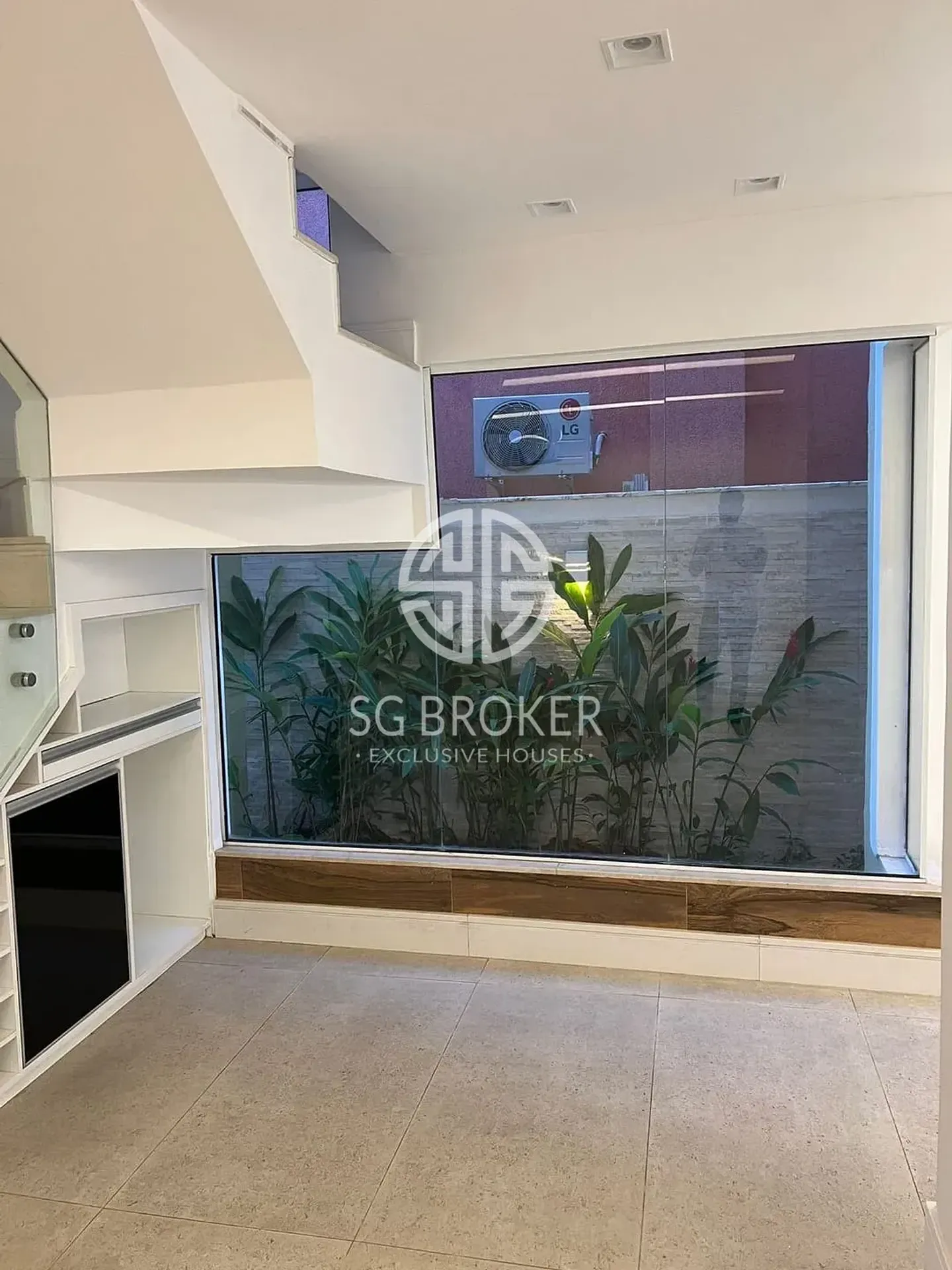 Casa com 5 suítes, cozinha fechada a gás e 500 m² — photo 30