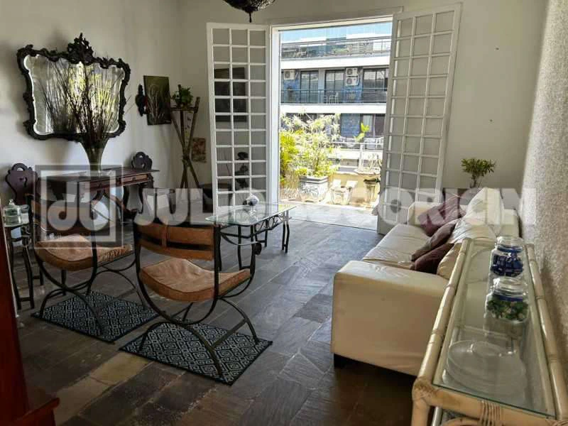 Penthouse with 5 bedrooms and a terrace