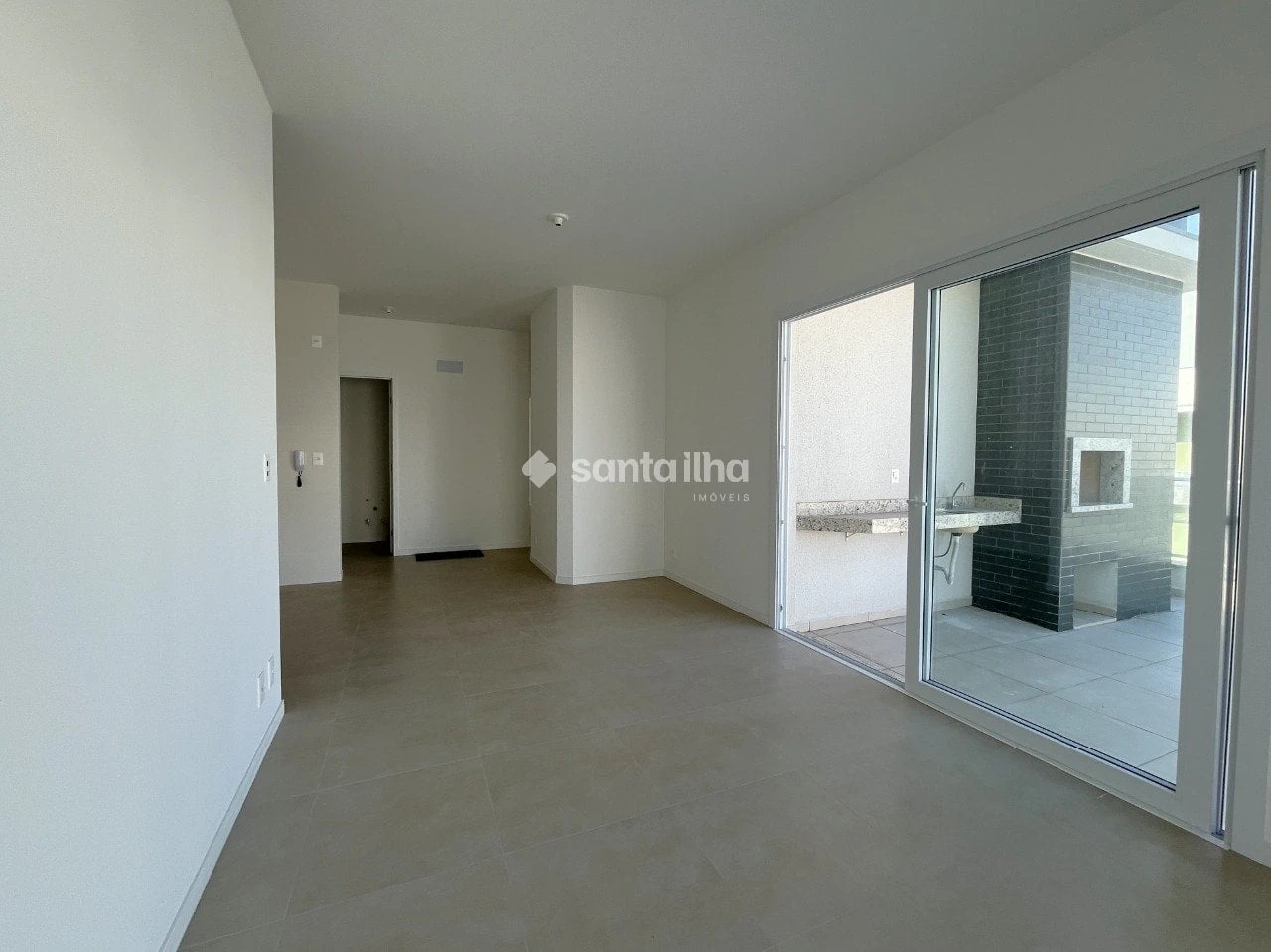 Квартира 170 м² з видом на воду та балконом із грилем — photo 12