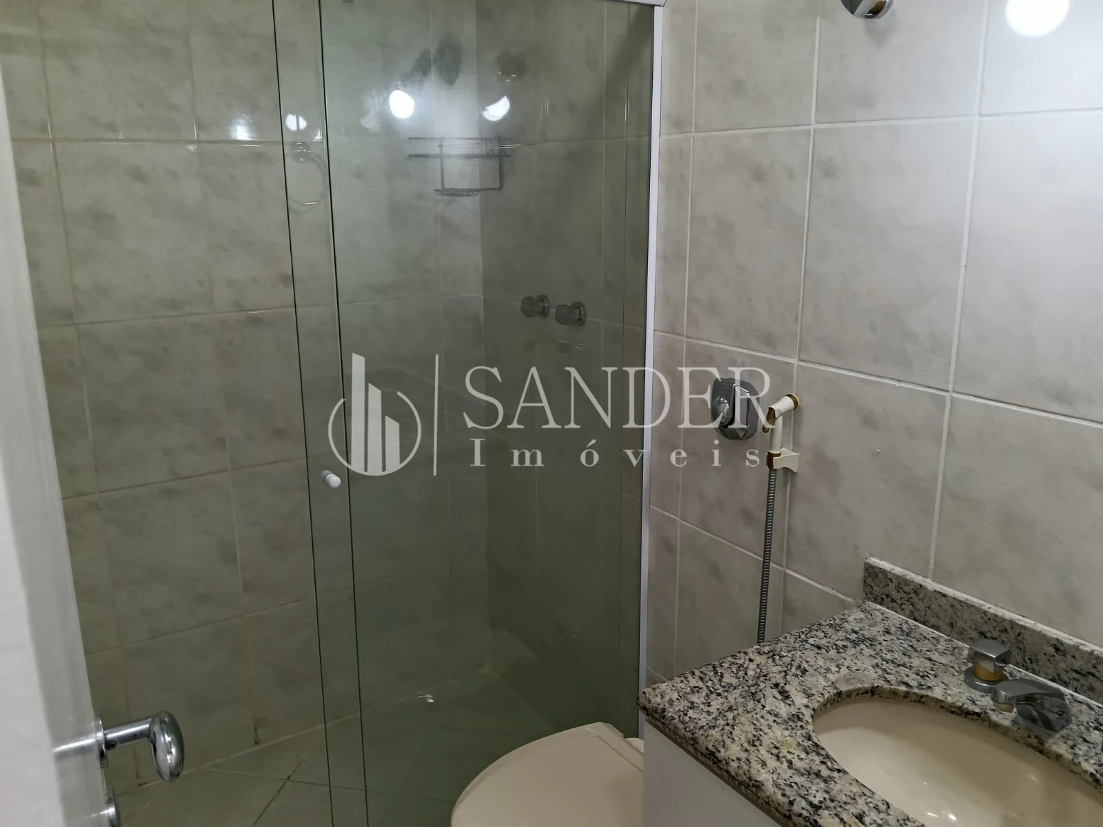3-bedroom apartment, 1 with its own bathroom, 90 m² — photo 12
