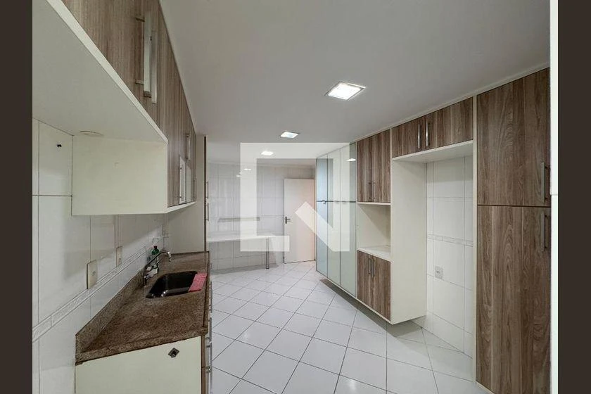 Apartamento de 190 m² com 3 suítes e varanda envidraçada — photo 49