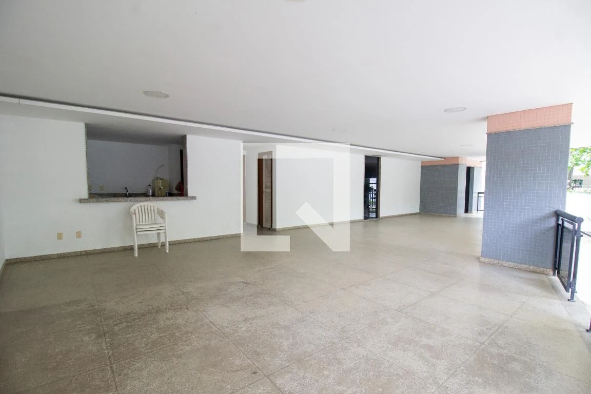 Furnished apartment with 3 en-suite bedrooms — photo 23