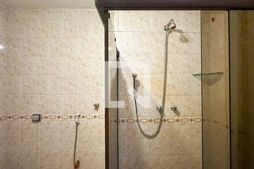 154 m² apartment with 3 bedrooms and 1 parking spot — photo 42