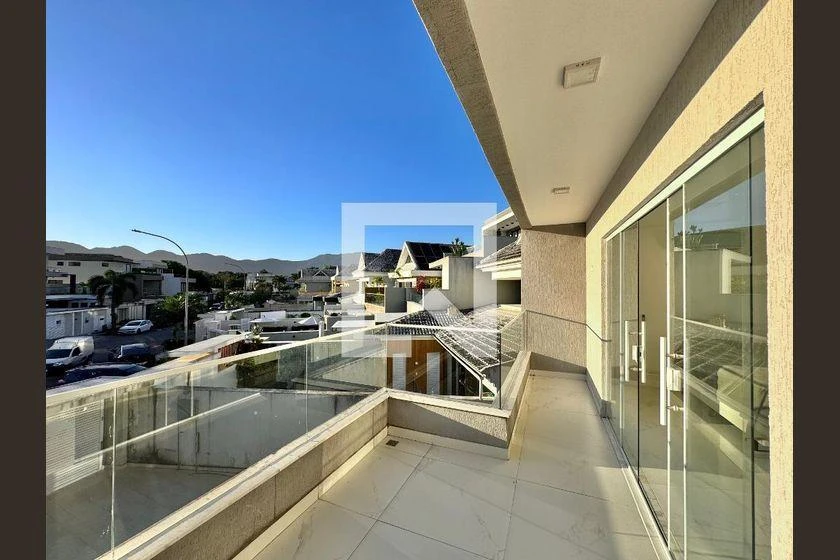 Casa para alugar com 6 quartos e 297 m², cozinha integrada — photo 36