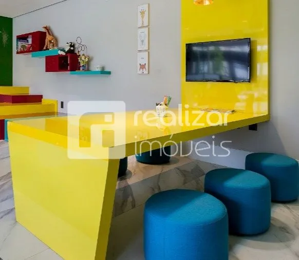 Furnished 2-bedroom apartment with private garden — photo 30