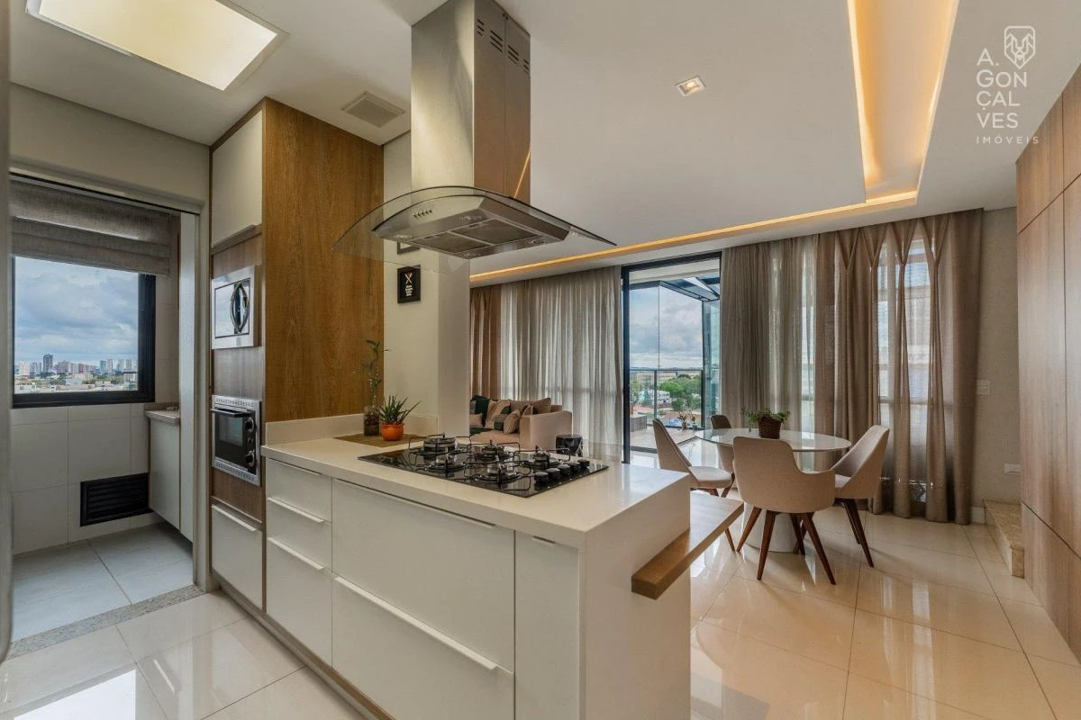 Furnished apartment, 150 m², with floor-to-ceiling windows — photo 2