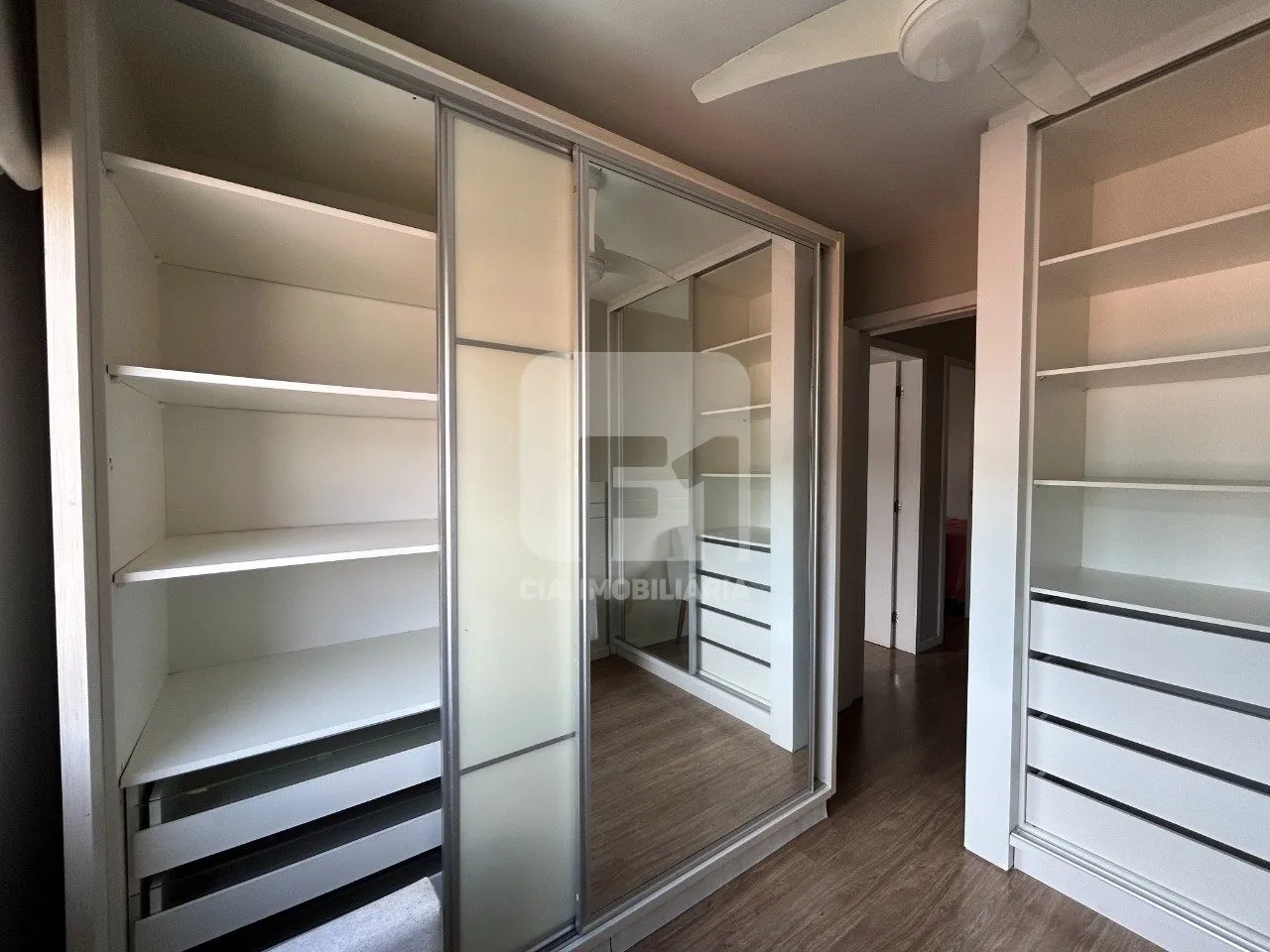 Furnished 3-bedroom apartment with 101 m² and balcony — photo 23
