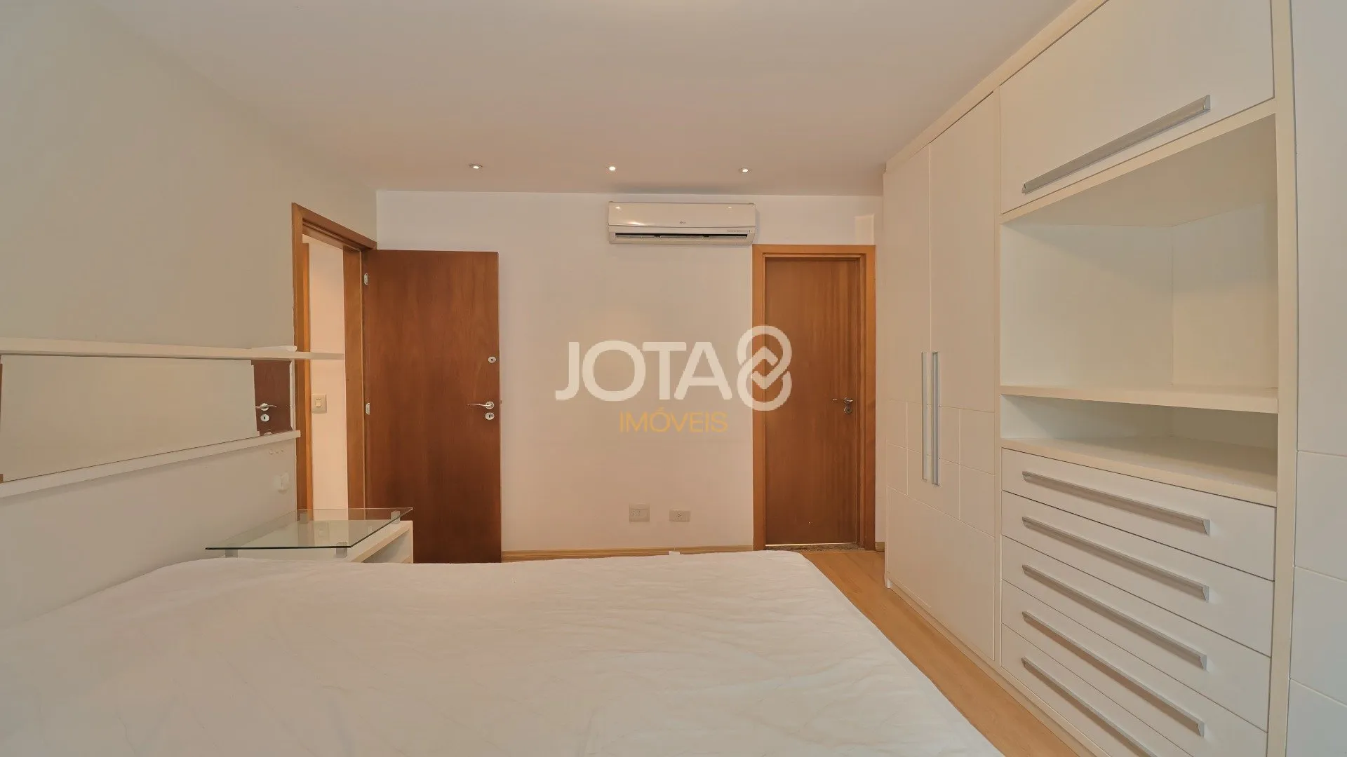 Apartamento de 3 dormitorios de 162 m² y 1 plaza — photo 21