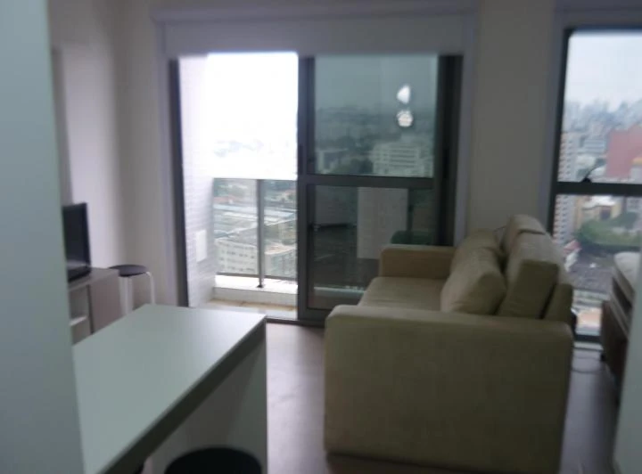 Furnished 70 m² apartment with 1 bedroom and glass balcony — photo 3