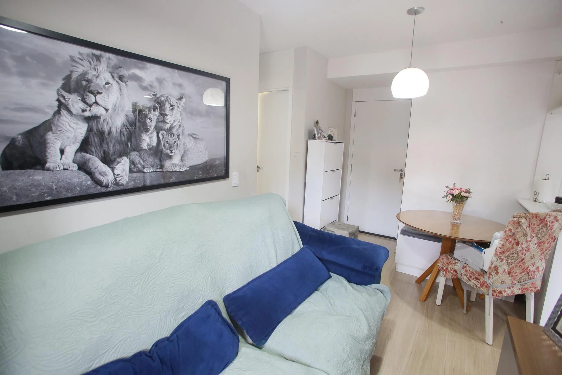 Furnished apartment with 2 bedrooms and open-plan gas kitchen — photo 16