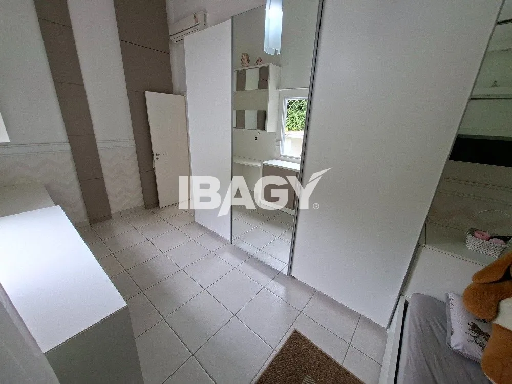 Furnished house with 3 bedrooms and a spacious balcony — photo 17