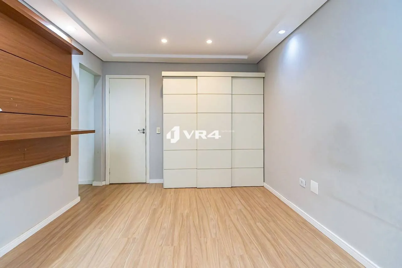 2-bedroom apartment with 1 en-suite and 106 m² — photo 29