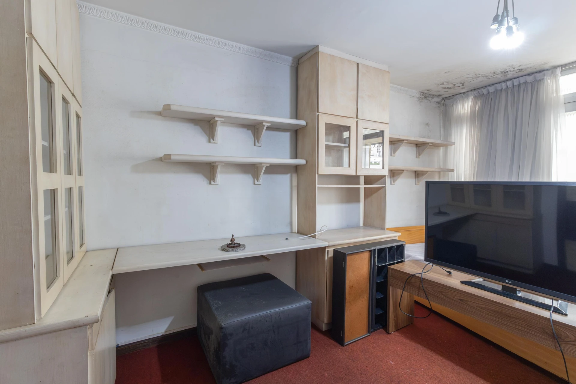 Furnished apartment with 3 bedrooms and 1 en-suite — photo 46