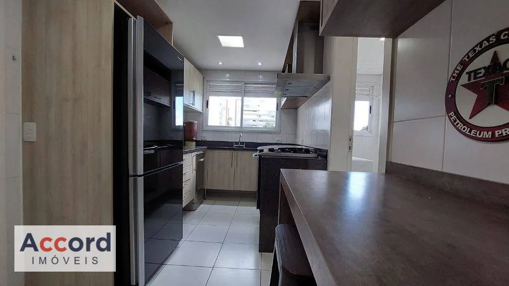 Furnished 3-bedroom apartment with 115 m² — photo 4