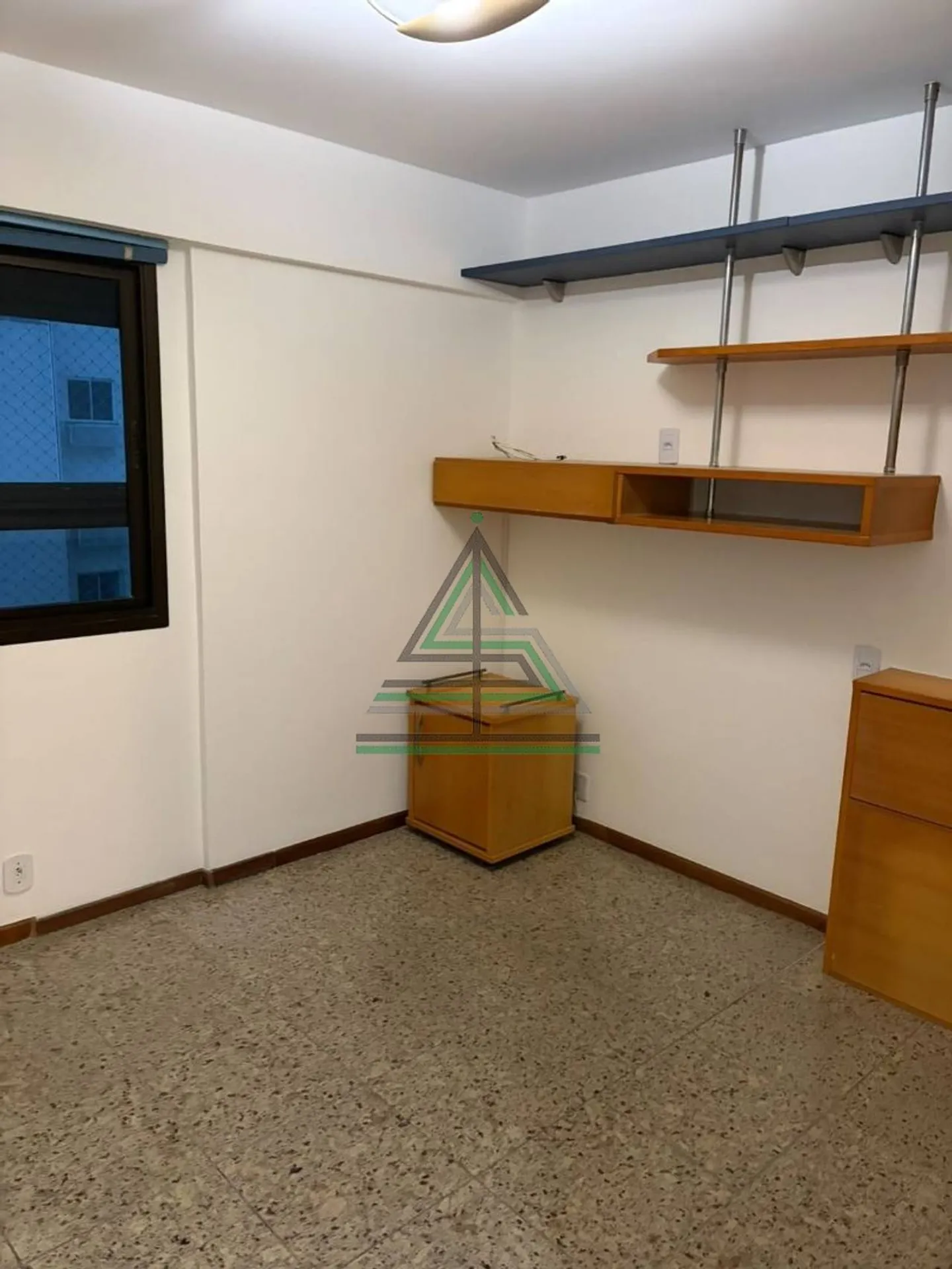 Apartment on the 21st floor with a home office — photo 6