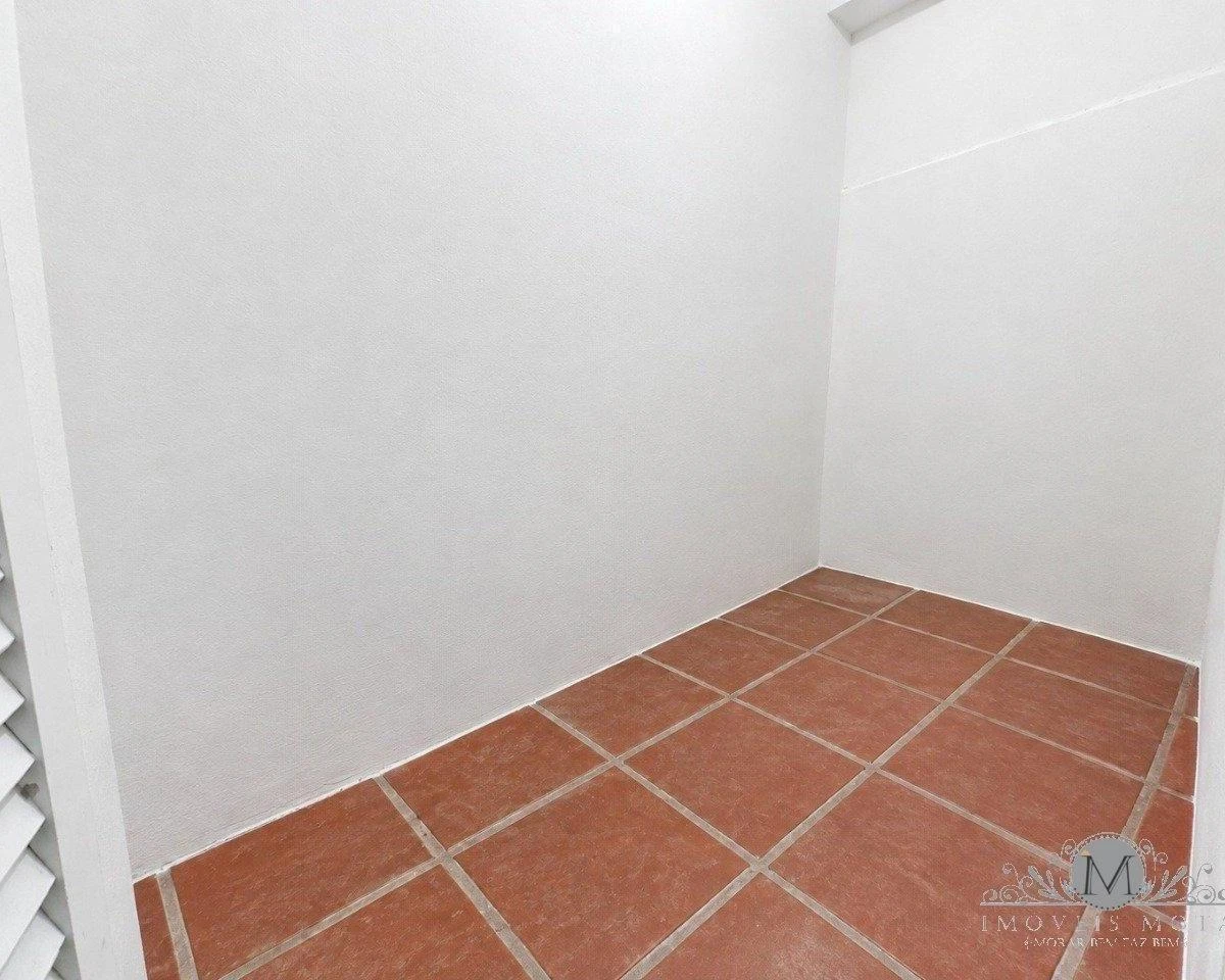 Casa de 273 m² con balcón gourmet y espacio de home office — photo 33