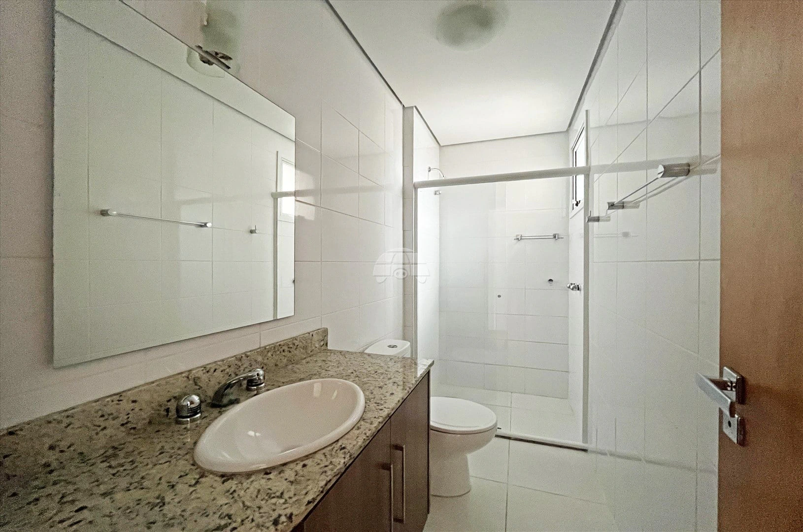 Apartment, 150 m², with wood or laminate floors — photo 6