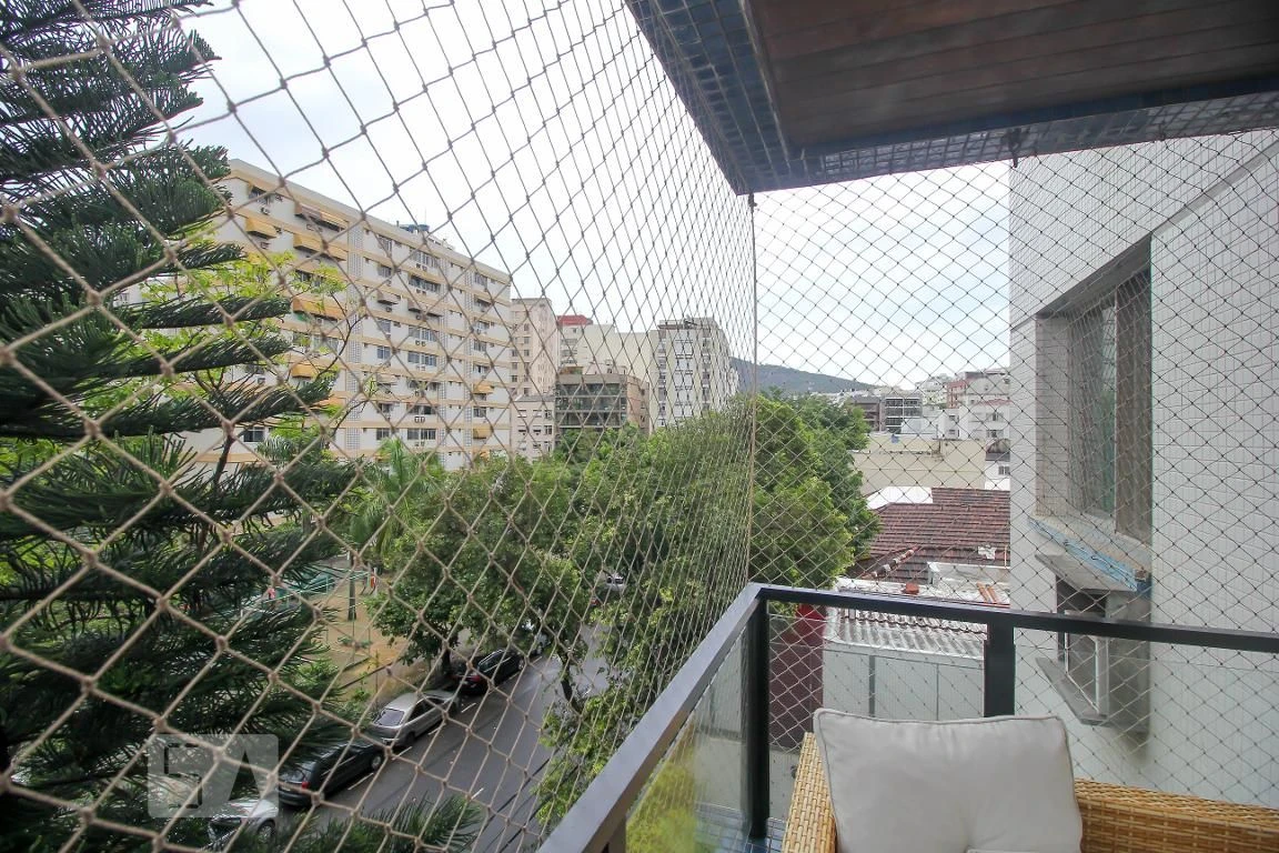 3-bedroom apartment with a glass-enclosed balcony — photo 62