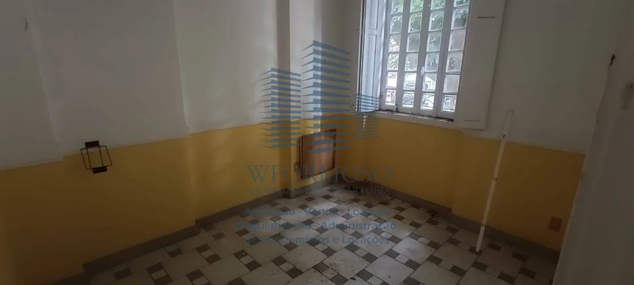 200 m² house with 5 bedrooms and 5 bathrooms — photo 9