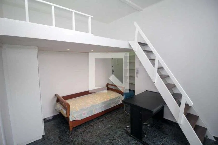 Студія 23 м² з видом на парк та робочим місцем — photo 3