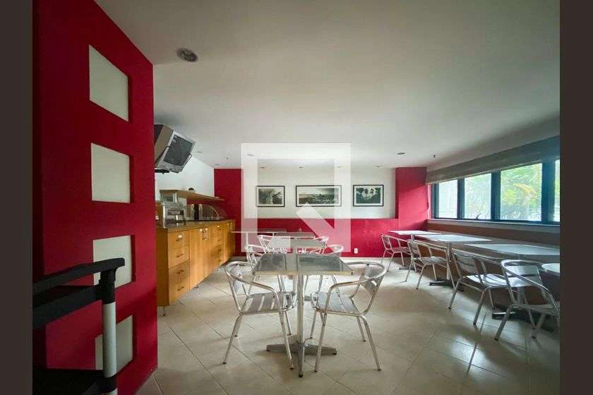 Квартира 58 м² з 1 спальнею та балконом — photo 23