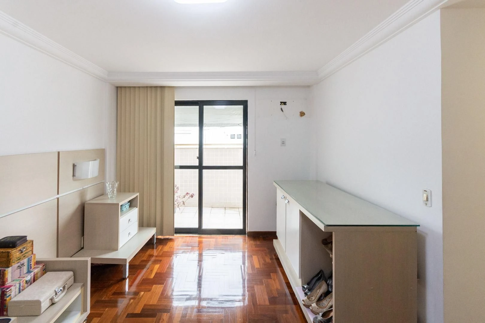 4-bedroom apartment with a mountain view in Rio de Janeiro — photo 36