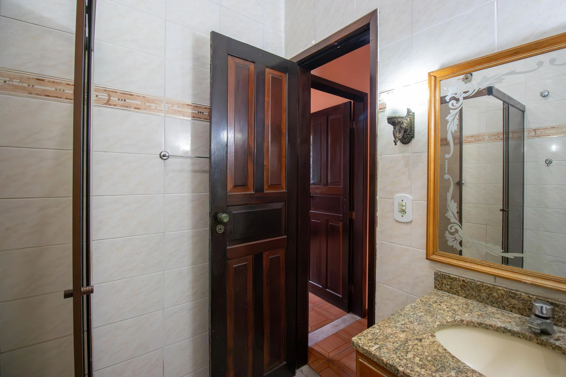 5-bedroom house with a garden in Rio de Janeiro — photo 2