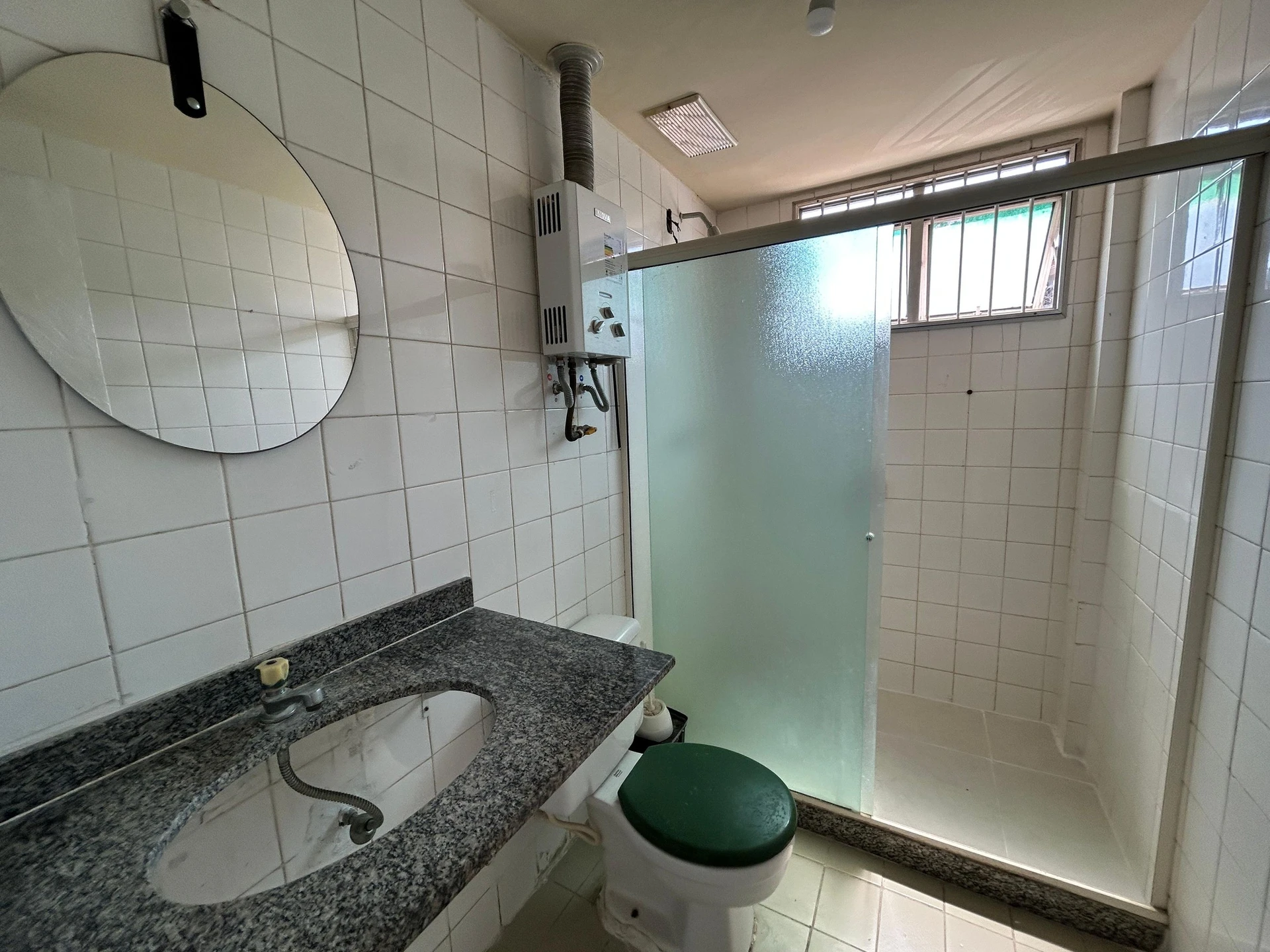 Деревянный пол или ламинат и 2 спальни: квартира 80 м² — photo 43