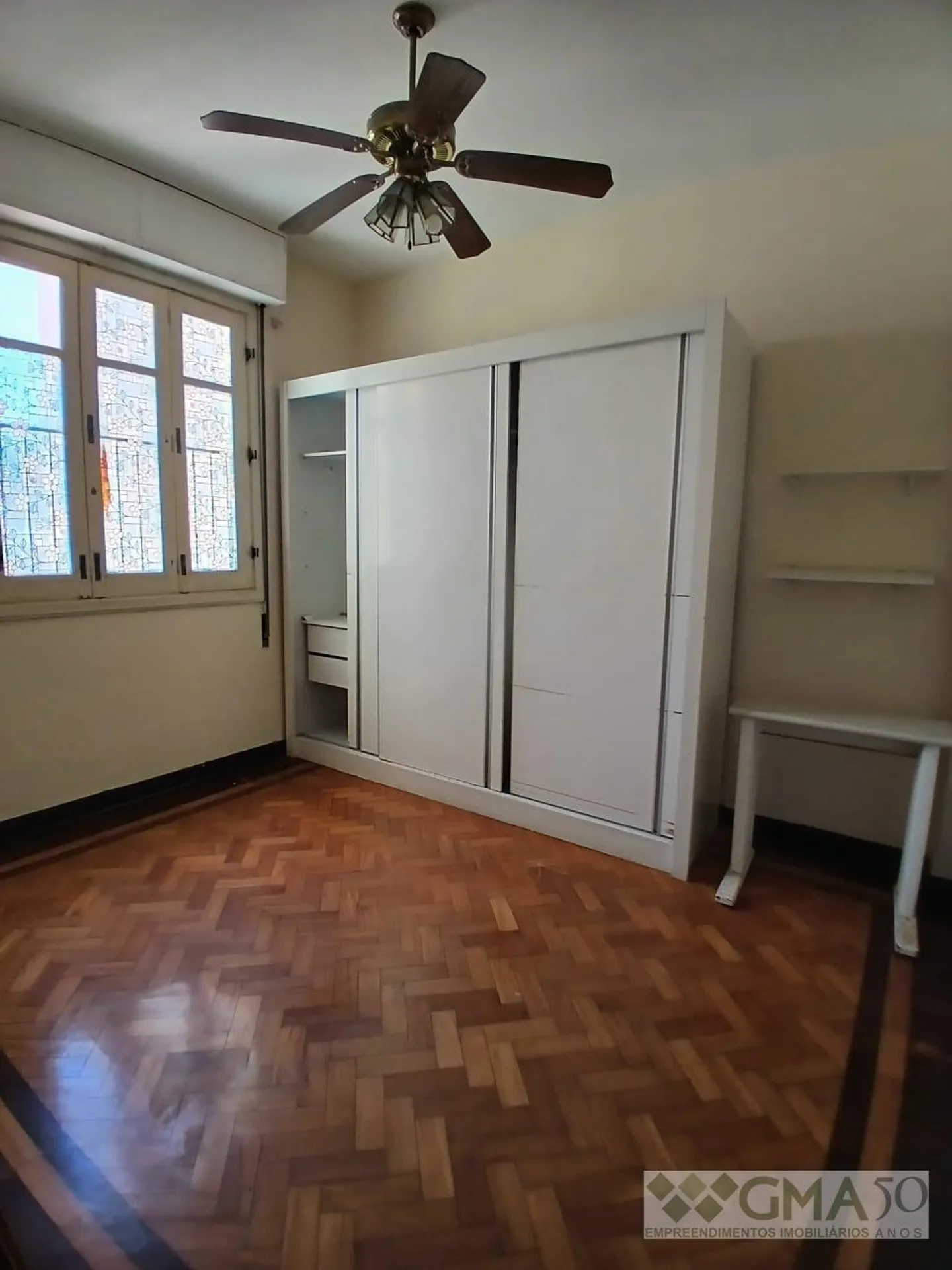 Floor-to-ceiling windows in a 5-bedroom apartment, 165 m² — photo 11