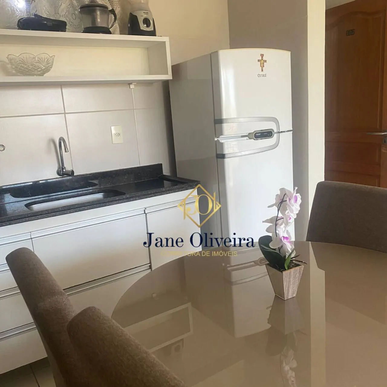 Furnished apartment with 2 bedrooms and 1 parking space — photo 4
