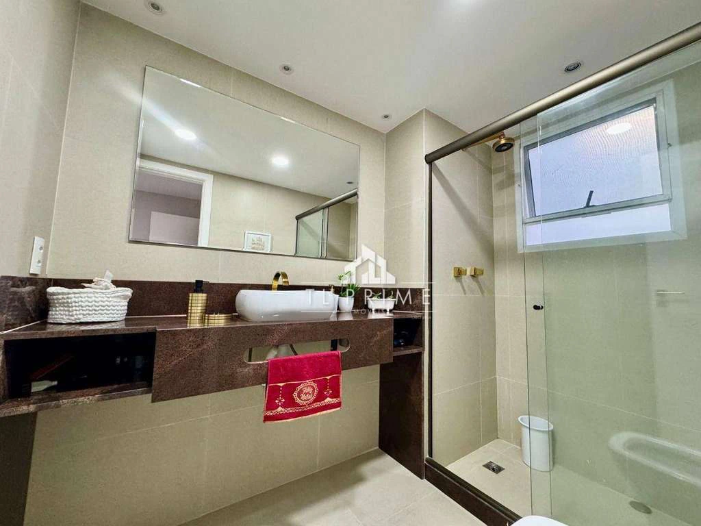 Furnished penthouse with 205 m², 3 bedrooms and 2 suites — photo 17