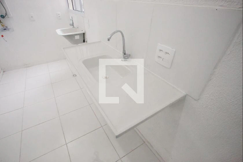 Невмебльована квартира 42 м² з 2 кімнатами та паркомісцем — photo 4