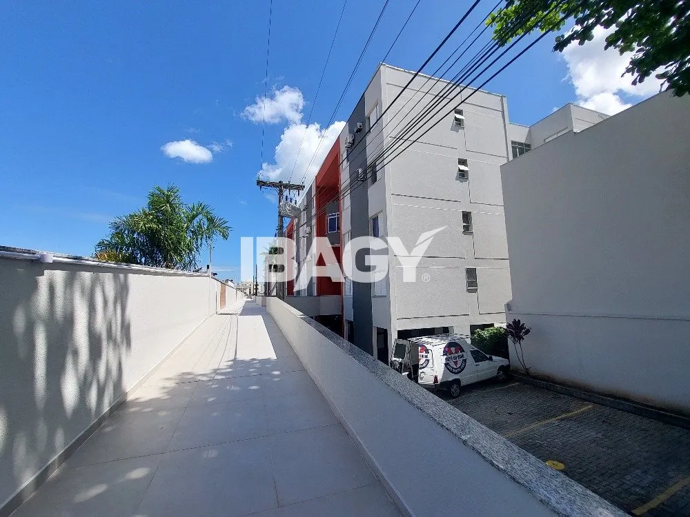 Стиральная машина и 3 спальни: квартира 86 м² — photo 31