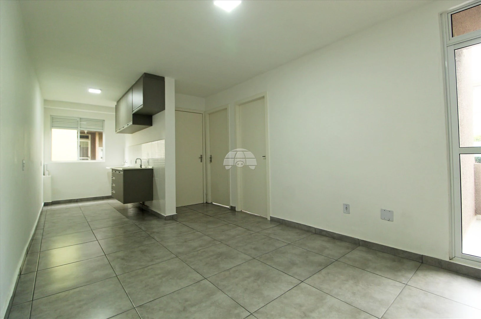 2-bedroom, 44 m² apartment in Curitiba — photo 2